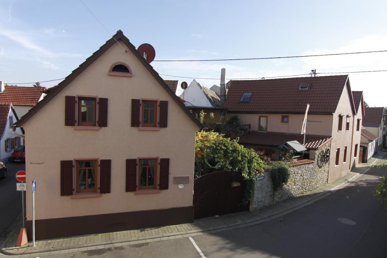 Pension Zur Schlummerstube Guntersblum Exterior photo